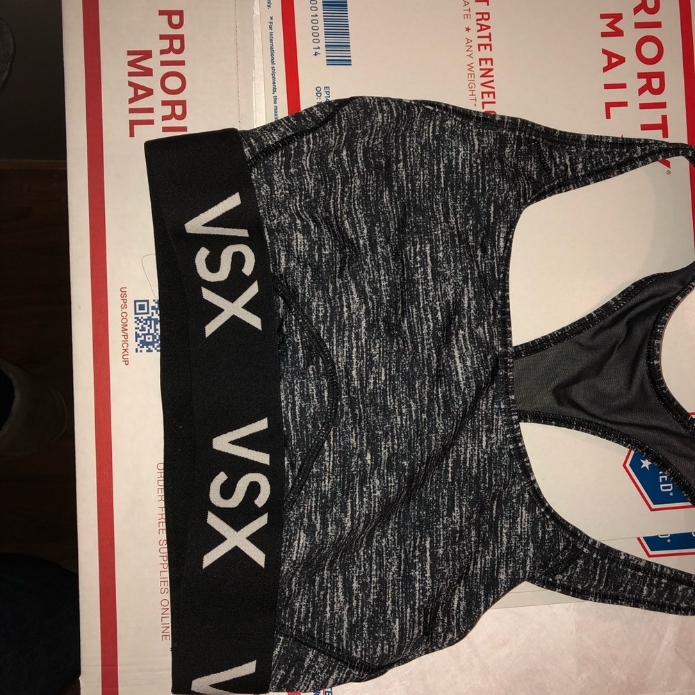 VICTORIA SECRET SPORTS BRA